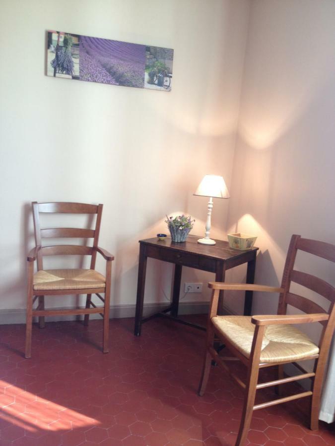 Mas La Cigaliere Bed & Breakfast Venasque Exterior photo